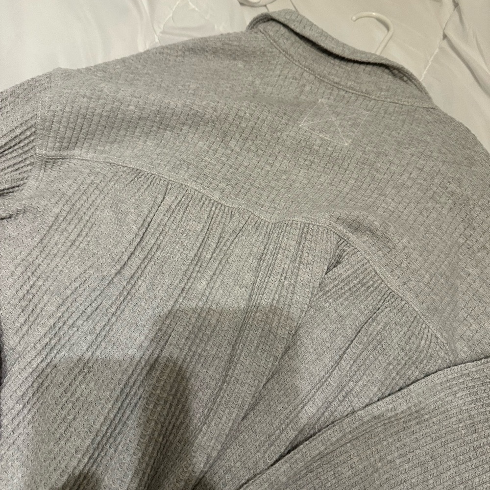 aerie gray waffle oversized button up - Picture 4 of 4